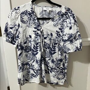CeCe White and Blue Floral Blouse